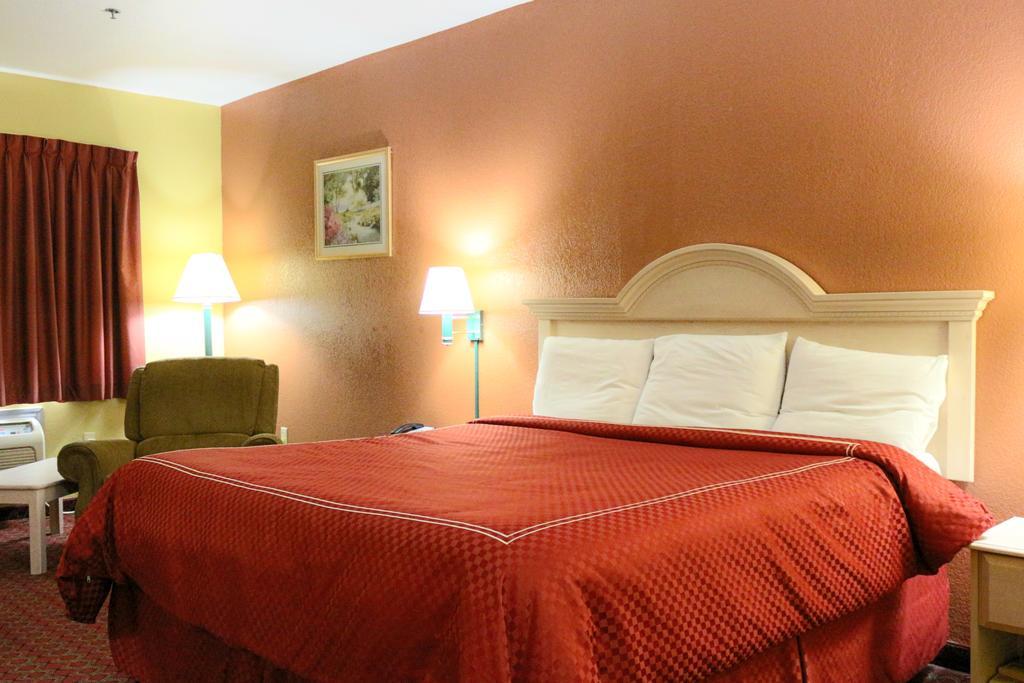 Americas Best Value Inn And Suites Houston Fm 1960 Eksteriør billede