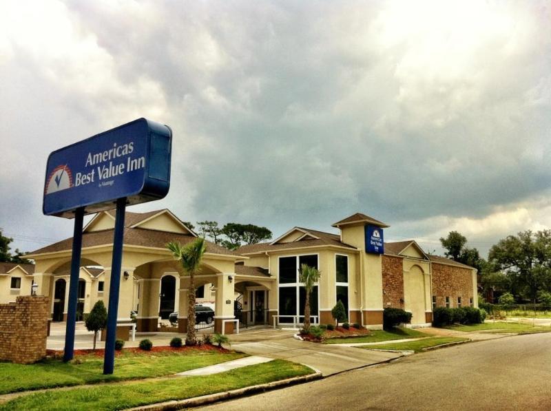 Americas Best Value Inn And Suites Houston Fm 1960 Eksteriør billede