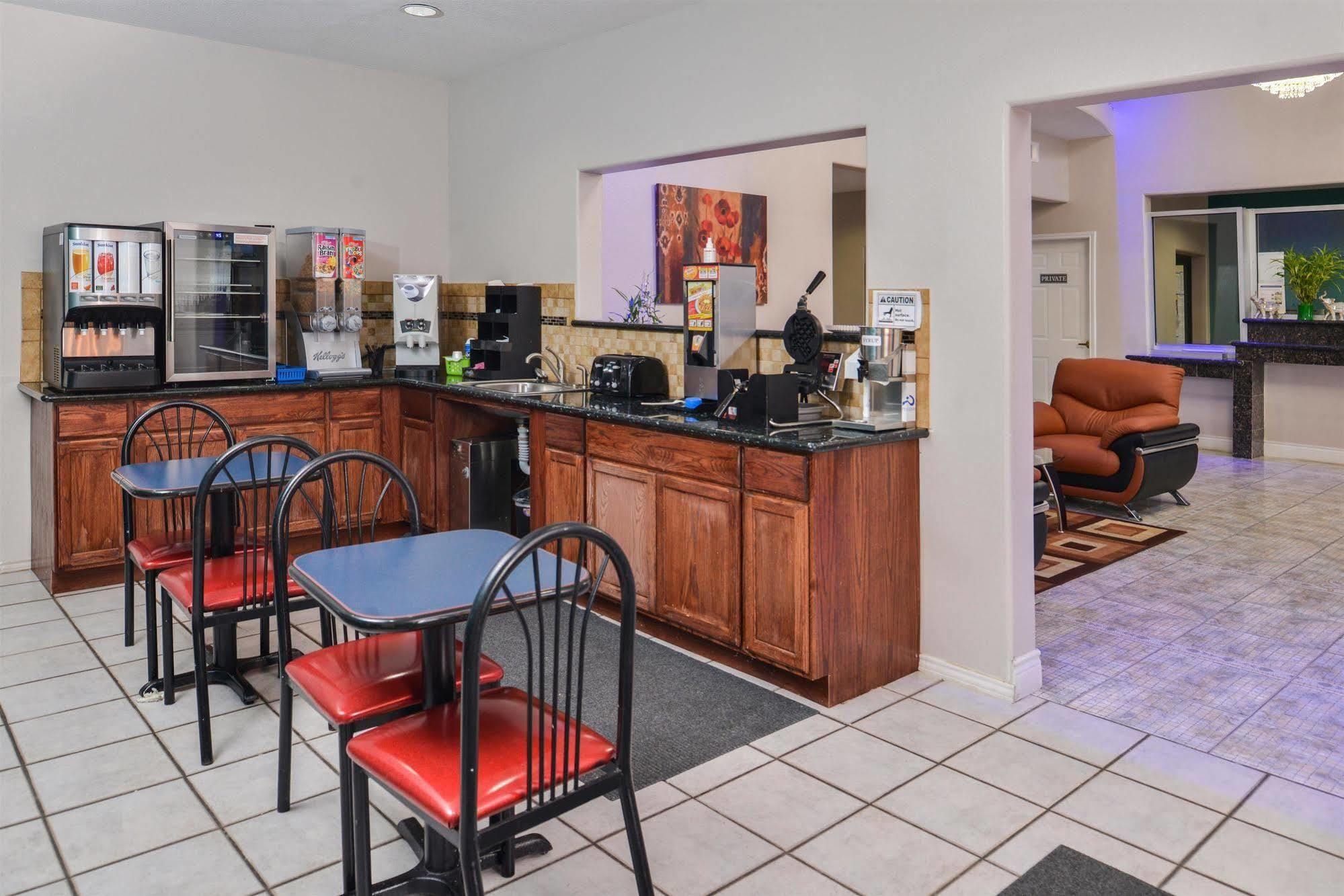 Americas Best Value Inn And Suites Houston Fm 1960 Eksteriør billede